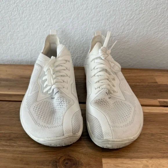VivoBarefoot- Women’s White Lite Knit Sneakers- Size 8 - Picture 2 of 7